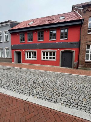 Stilvolle 2-Zimmer-Maisonette-Wohnung mit EBK in Gadebusch