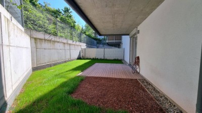RUHIGE GARTENWOHNUNG - 3-ROOM APARTMENT WITH GARDEN