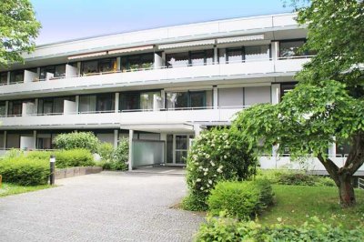 Bezugsfrei: Exzellente Vier-Zimmer-Wohnung mit großem Balkon in Bad Godesberg - Muffendorf