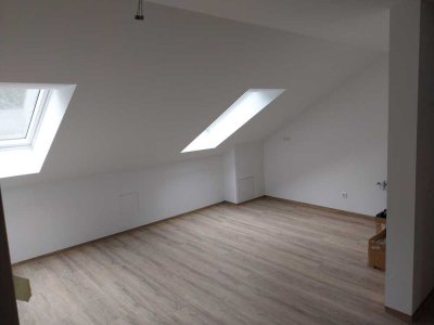 Erstbezug: Exklusive 4-Raum-Dachgeschosswohnung in Panketal