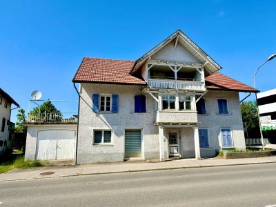 Investorenprojekt: Haus mit 5 Wohnungen (18 Zimmer) + Bungalow in attraktiver Lage in Lustenau!