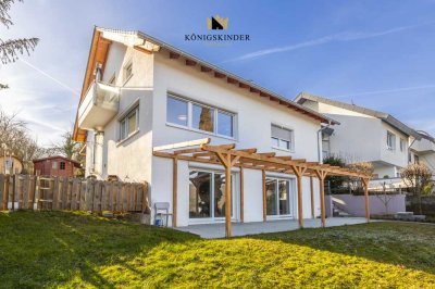 Großzügiges Einfamilienhaus mit Einliegerwohnung in Aussichtslage von Stuttgart-Botnang