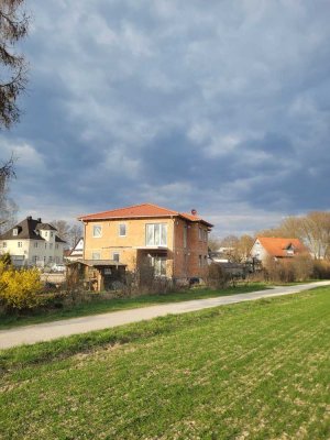 Neubau-Maisonette mit Garten & Terrasse | sonnige Feldrandlage | 2 Bäder