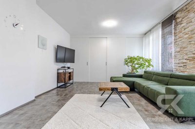 Renovierte und große 3-Zimmer-Eigentumswohnung mit neuem Bad, Garage und EBK in Innenstadtnähe