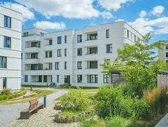 Weiß, modern, elegant: Wohntraum Lindenhöfe in den Steimker Gärten