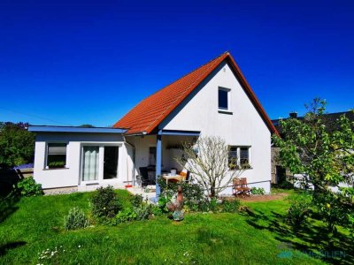 Dr. Lehner Immobilien NB-
Gepflegtes Haus auf Rügen mit Meerblick