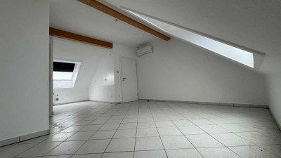Renovierte 3-Zimmer-DG-Wohnung in Baden-Baden
