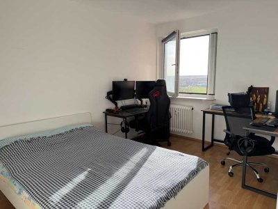 Helle, modern möblierte 2 Zimmer Wohnung / fully equiped 2 room apartment