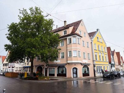 Möbelierte 2-Zimmer-Wohnung mit 52 m² in bester Lage