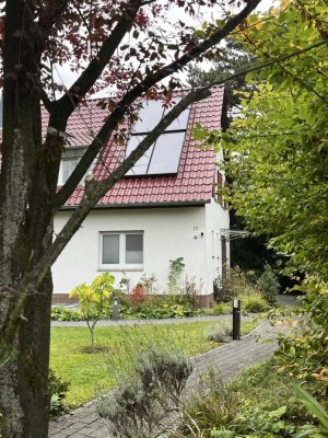 Viel Garten, viel Ruhe: Freistehendes Einfamilienhaus in Leverkusen-Wiesdorf