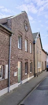Freundliche 2-Zimmer-Wohnung mit EBK in Heinsberg - Frei ab 01.09.2025