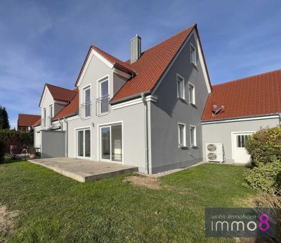 „Garten? Check. Platz? Check. Traumhaus? 
Doppel-Check!“ DHH in Steingriff