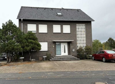 Charmante, renovierte  50 qm Dachgeschosswohnung