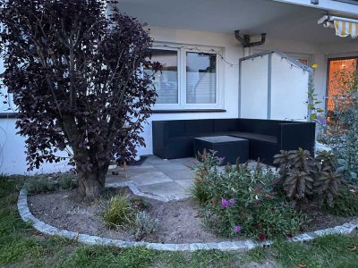 Modern renovierte 2-Zimmer-Erdgeschosswohnung mit Terrasse in ruhiger Lage (Bremen-Ohlenhof)