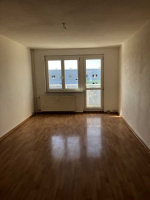 Renovierte 2-Raum Wohnung mit Balkon