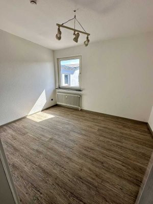 Helle 2-Zimmer Wohnung in Altenwalde
