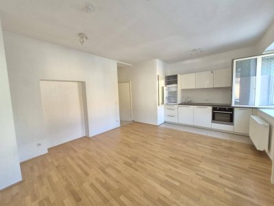2-Zimmer Wohnung mit Terrasse nähe TU-Graz zu vermieten.