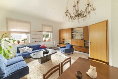 Möblierte 3,5-Zimmer-EG-Wohnung mit Einbauküche, Garten und Gartenhäuschen in Solingen
