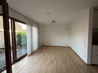 Stilvolle 2-Raum-Wohnung mit gehobener Innenausstattung mit Balkon und EBK in Korschenbroich