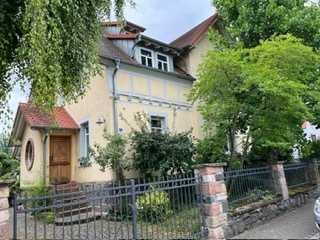 Stilvolle  4,5-Zimmer-Maisonette-Wohnung mit Terrasse in zentraler Lage von Bensheim !