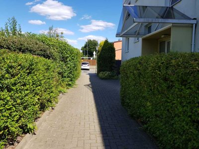 Ansprechende 3-Zimmer-Hochparterre-Wohnung mit Balkon und EBK in Wolfsburg