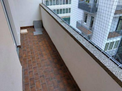 2 ZIMMER-NEUBAU + ruhiger Balkon + Ausblick + extra Küche möbliert + Lift + nähe Jakominiplatz!