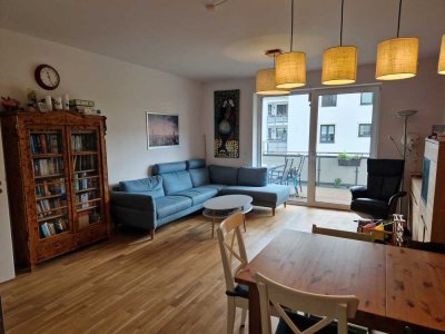 4-Zimmer-Wohnung mit großem Balkon und Tiefgarage nahe  Kulkwitzer See