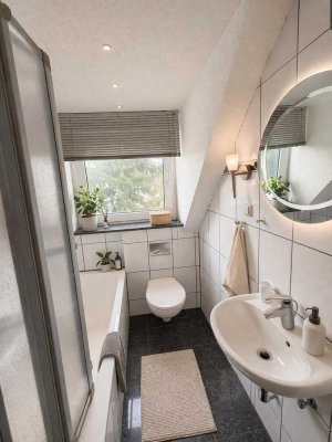 Charmante 2,5-Zimmer Wohnung im 3. OG in Duisburg-Laar