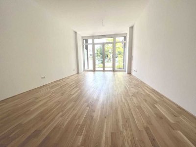 Moderne 2-Zimmerwohnung mit großer Terrasse, Einbauküche, Badewanne & Dusche in der Stadtoase!