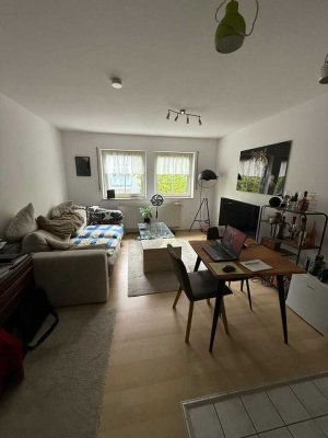 Helle 2-Raum-Wohnung mit Balkon und Einbauküche in Schweinfurt Nähe Stadtgalerie