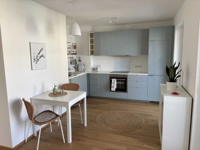 Fast wie neu! Modern, hell, Zentrumsnah! Möblierte 2-Zimmerwohnung mit 2 Sonnenbalkone, Rheinblick!