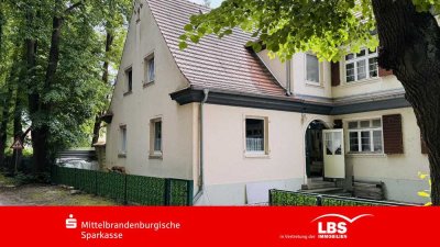 Charmantes Reihenendhaus