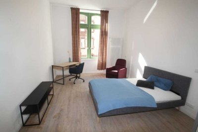 WG-Apartment mit eigenem Bad !!! Wohnen mitten im Leben, fußläufig zum Main