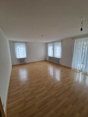Helle 3-Zimmer-Wohnung mit Westbalkon & TG-Box in ruhiger Lage von Heilbronn-Horkheim