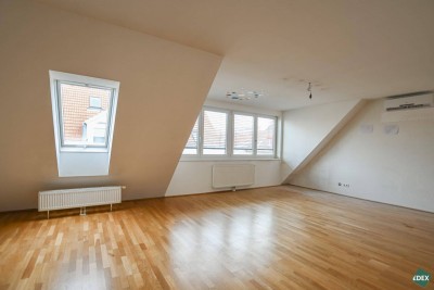 Schöne 3-Zimmer-DG-Wohnung mit Terrasse in 1100 Wien