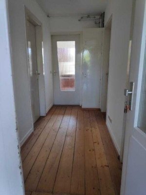 Helle 3-Zimmer-Wohnung mit Balkon im 2. OG in Weissach im Tal
