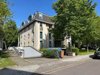 große 4-Zimmer-Wohnung im Herrenkrug