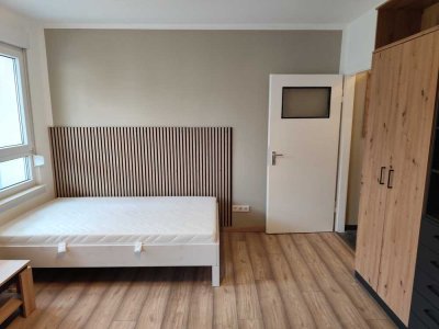 Für Singles, Studenten und Auszubildende: Möbliertes Ein-Zimmer-Apartment mit Balkon