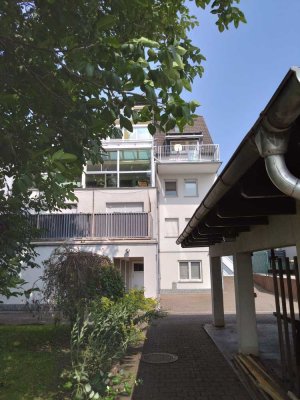 Geräumige 5-Raum Wohnung mit Elbeblick