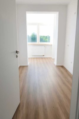 ++Saniertes Traumdomizil: Separat begehbare Zimmer, Dusche & Badewanne++
