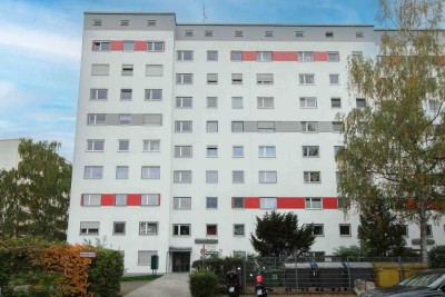 Sanierte 4-Zimmer-Wohnung mit Südbalkon und Weitblick in Erlangen