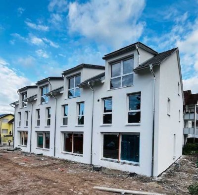 Neubau! Familienfreundliches, hochwertiges Reihenhaus im Herzen von Gaggenau.