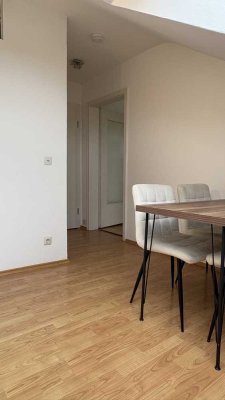 Schöne, möblierte Dachgeschosswohnung mit Blick über Ettlingen und die Rheinebene in bester Lage