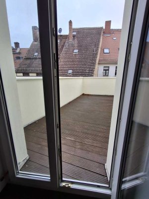 2 Raum Wohnung mit Terrasse und Einbauküche