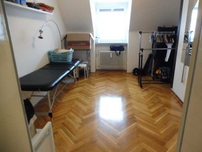 schöne 3-Zimmer-Dachstudio-Wohnung ,Zentrumsnah