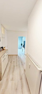 Einziehen & Wohlfühlen – renovierte 2-Zimmer-Whg. mit Balkon und TG-Stellplatz! EG Whg. - 6 Stufen
