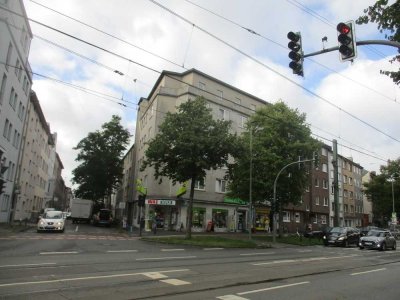 Gemütliche kleine 3 Zimmer im DG (4.OG), DU-Neudorf, Grabenstr. 2, NEU RENOVIERT