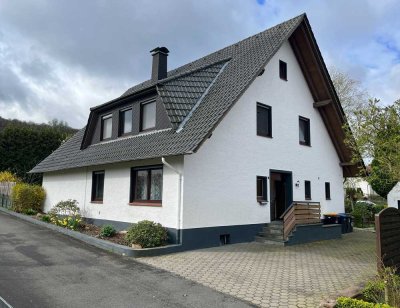 Attraktives Zweifamilienhaus in guter Lage von Lübbecke - Eilhausen