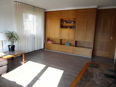 Teilmöbliertes 4Zi Wohnung mit Balkon und Einbauküche in zentraler Lage in Waiblingen