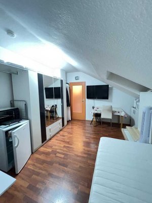 Nachmieter für 1-Zimmer 3.OG DG Mainaschaff Nähe Glockenturm / Autobahn A3